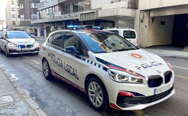 La Policía Local se sube a un BMW y llevará León 'por bandera'