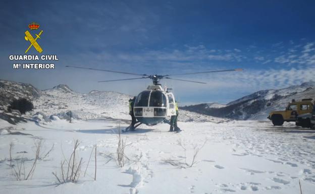 Los cielos despejados permiten incorporar un dron a la búsqueda del montañero desaparecido en Picos