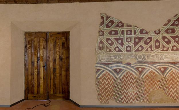 Restauradas las pinturas murales de la Sala Moruna del monasterio de Santa María de Carrizo tras un desembolso de 100.000 euros
