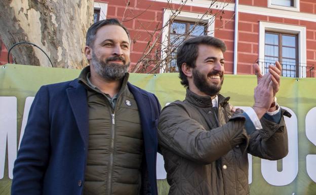 Abascal avisa al PP de que avanza hacia una repetición electoral en Castilla y León si pretende someter a Vox a un «chantaje»