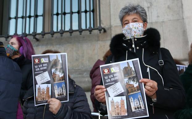 Medio centenar de personas claman por la nulidad de las inmatriculaciones de la Iglesia