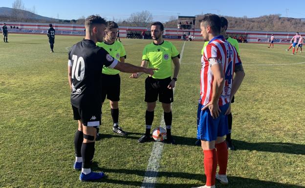 El Atlético Bembibre se engancha a soñar con el playoff