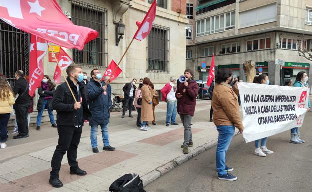 Los comunistas de León salen a la calle contra el «carácter imperialista» de la guerra de Ucrania