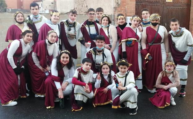 La alegría desborda en la fiesta más bañezana: Carnaval