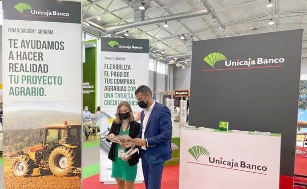 Unicaja Banco colabora un año más en el anticipo de las ayudas de la PAC