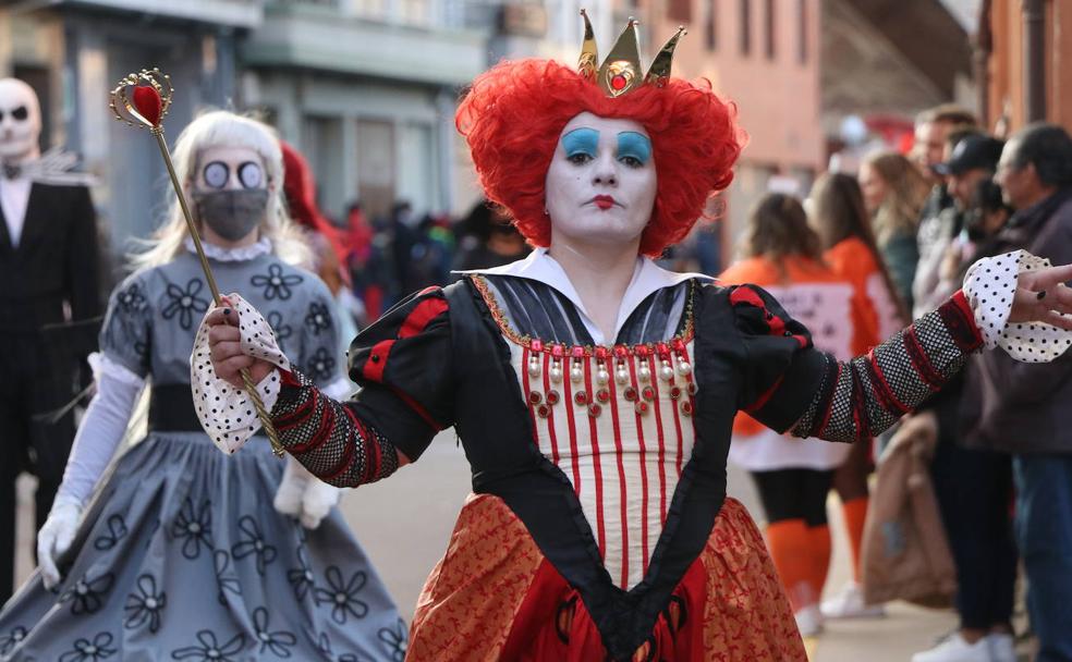 Piñata vuelve a ser la 'reina' del Carnaval