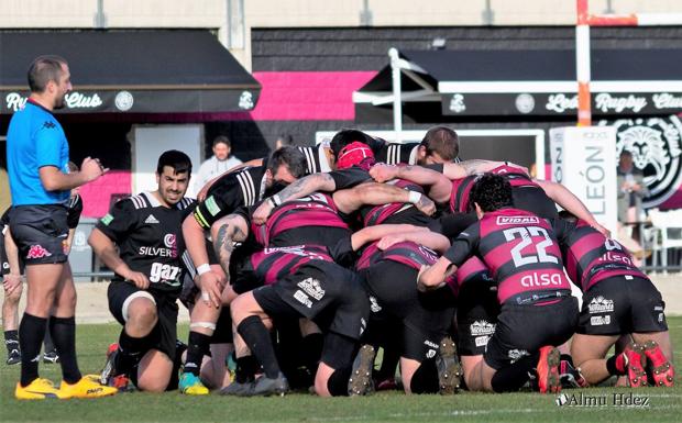 El León Rugby Club se clasifica para la final de la Liga