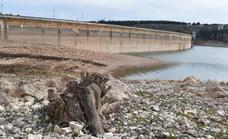 La situación de sequía prolongada se extiende a ocho de los trece sistemas de la cuenca del Duero