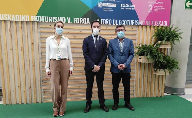 Castilla y León apuesta por una regulación del ecoturismo para ordenar su desarrollo en la comunidad