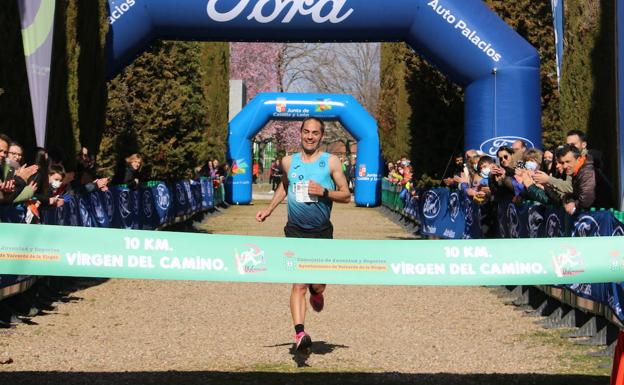 Álex Martínez bate récord para imponerse en los 10 kilómetros de La Virgen