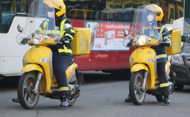 Correos incorpora en León a las 12 personas que superaron la oposición de septiembre