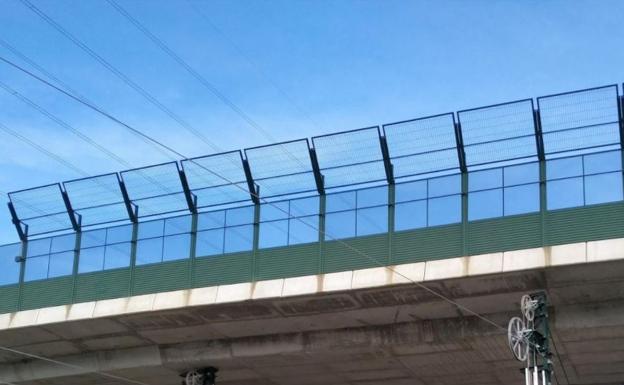Adif AV licita la puesta en servicio de detectores de caída de objetos a vía del tramo León-La Robla