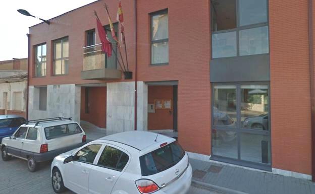 El PSOE de Gradefes ya hace uso de su despacho municipal casi tres años después de las elecciones municipales