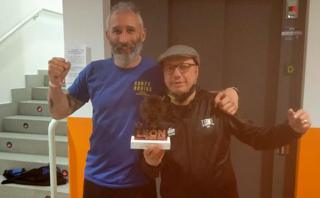 Pedro Flórez vuelve a ganar en el León XTreme Fights