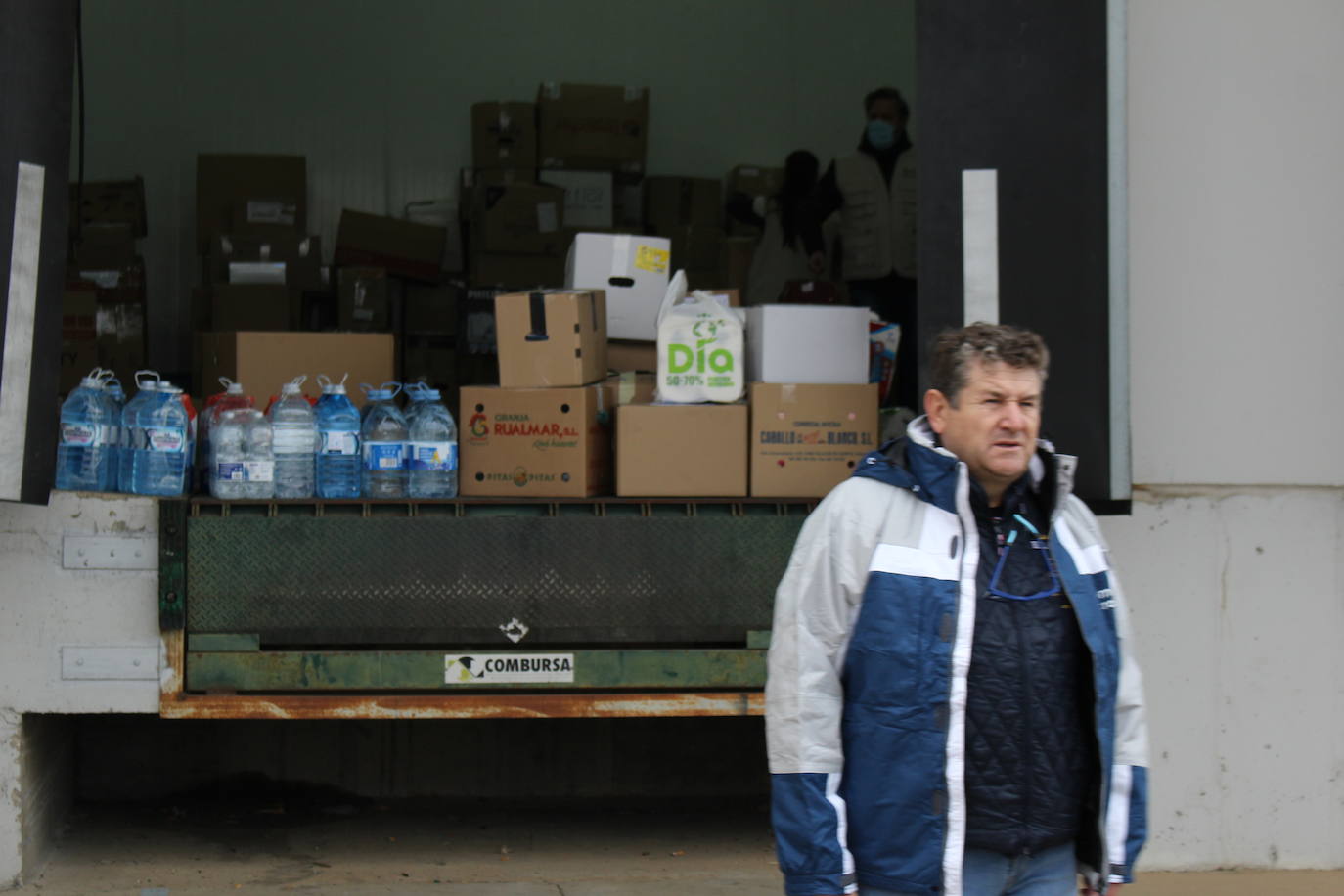 Autobuses de ayuda humanitaria para Ucrania