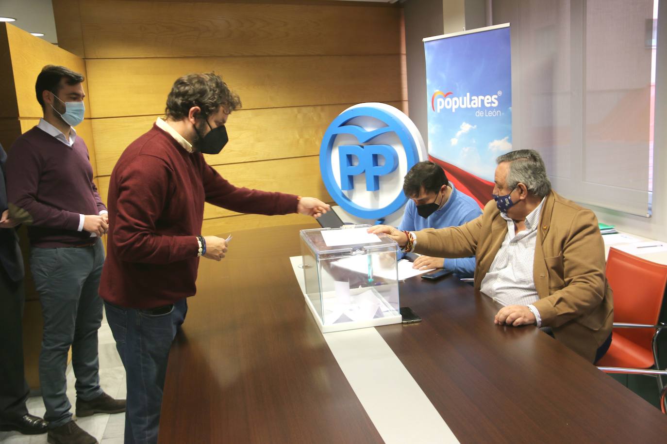 El PP leonés apunta que «la provincia tendrá el peso de una gran consejería»