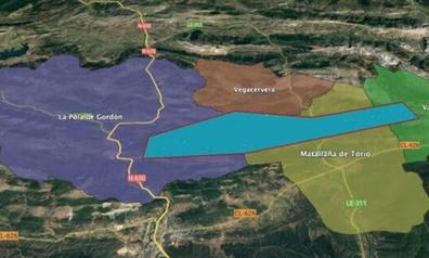 La Plataforma por la Defensa de la Montaña Central Leonesa hace un llamamiento para detener el macropaque eólico Abano