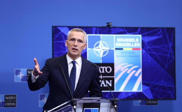 La OTAN prolonga un año más el mandato de Stoltenberg