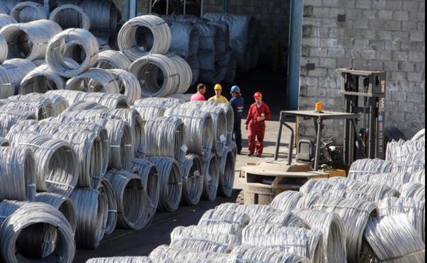 Arrancan las negociaciones para aplicar un ERTE en la factoría de Aceros Roldán en Ponferrada