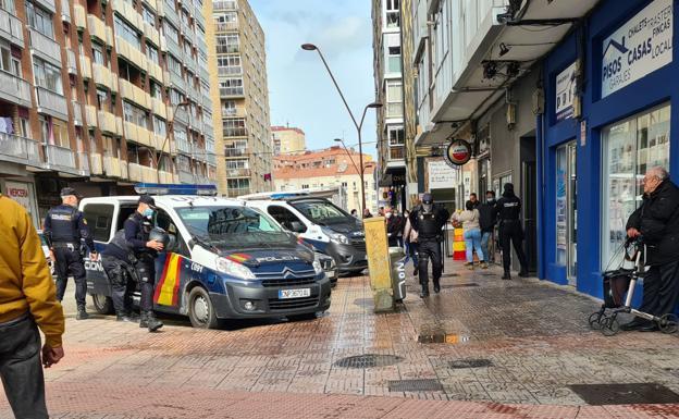 Fallece un joven en Burgos tras una agresión con arma blanca en Gamonal