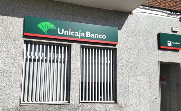 La provincia de León ve cómo han cerrado 194 oficinas bancarias en seis años y sólo uno de cada cinco municipios tiene banco