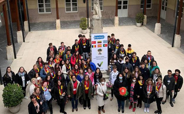 Carmelitas recibe a 50 estudiantes europeos en su programa Erasmus+