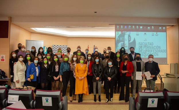 El trabajo de las mujeres de Villaquilambre llega a la Universidad de Oviedo