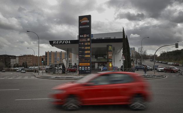 Todos los conductores tendrán un descuento de 20 céntimos por litro de combustible