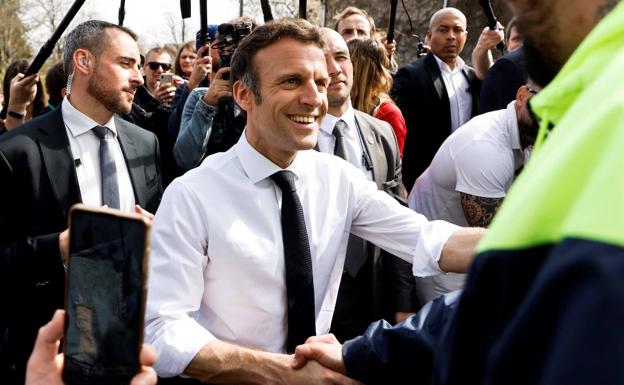 Comienza la campaña electoral en Francia con Macron como claro favorito