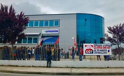 CGT denuncia el retorno «ilegal» de 25 trabajadores de Teleperformance