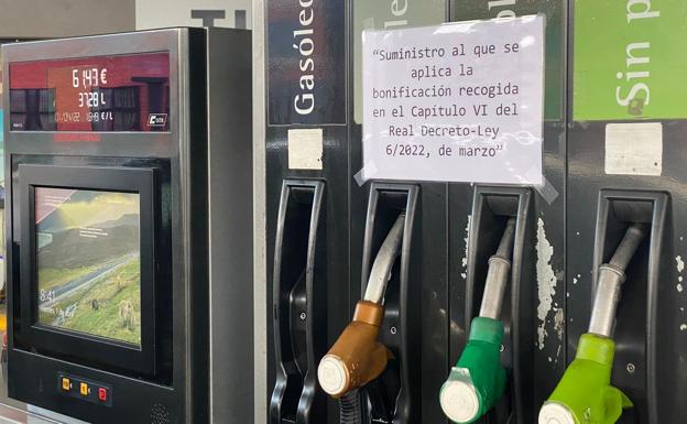 Algunas gasolineras de León cierran al no poder adelantar los hasta 45.000 euros de costes de la bonificación del combustible