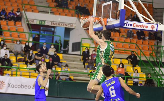 Ciudad de Ponferrada, a certificar su pase a playoff