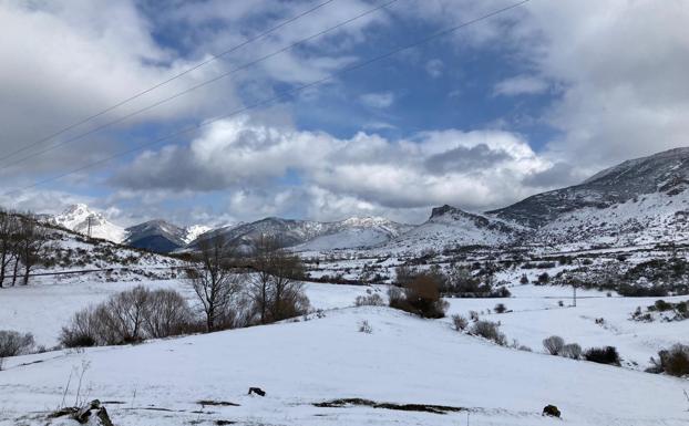 La Aemet activa la alerta amarilla por nevadas para este domingo con la cota de nieve en 500 metros