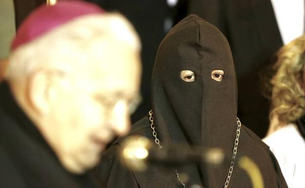 El Perdón presenta tres solicitudes de indulto y espera al Gobierno para cumplir el Martes Santo