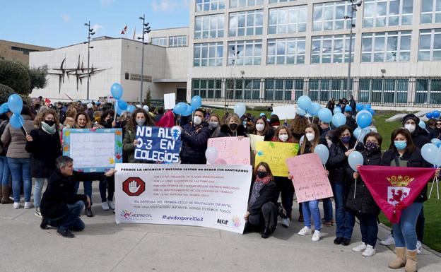 Las escuelas infantiles privadas se concentran contra las aulas gratuitas de dos años