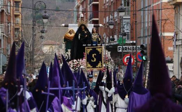 El Divino Obrero nota «ganas» en el barrio tras un trabajo «fino» para desfilar tres veces por León