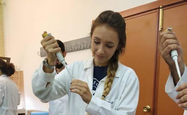 Carla García Carrancio, graduada en Biotecnología por la ULE, seleccionada por 'The Nova 111'