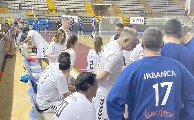 La inclusión triunfa en el partido entre Ademar León y Soltra