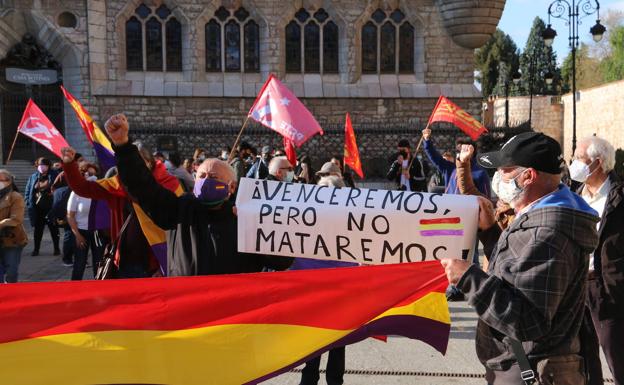 Organizan una concentración en Botines para conmemorar el 91 aniversario de la II República