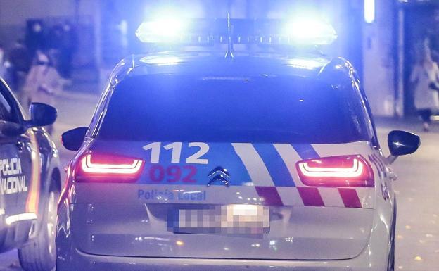 Un detenido por agresión a un agente en León y otro por un robo en un bar de la capital