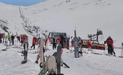Las estaciones de esquí de la Diputación cierran su mejor temporada con 215.400 usuarios