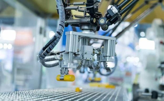 La industria eleva su negocio en febrero un 18,5 % en Castilla y León, el cuarto menor aumento