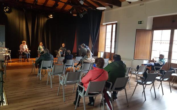 Matallana de Torío celebra el Día del Libro con una presentación múltiple