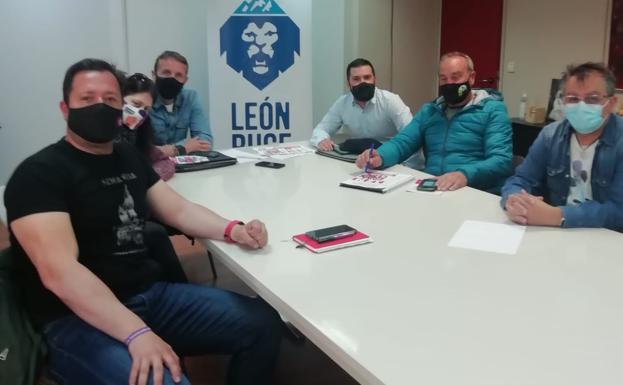 León Ruge apoya la movilización del 12 de mayo para reivindicar el desarrollo de la provincia