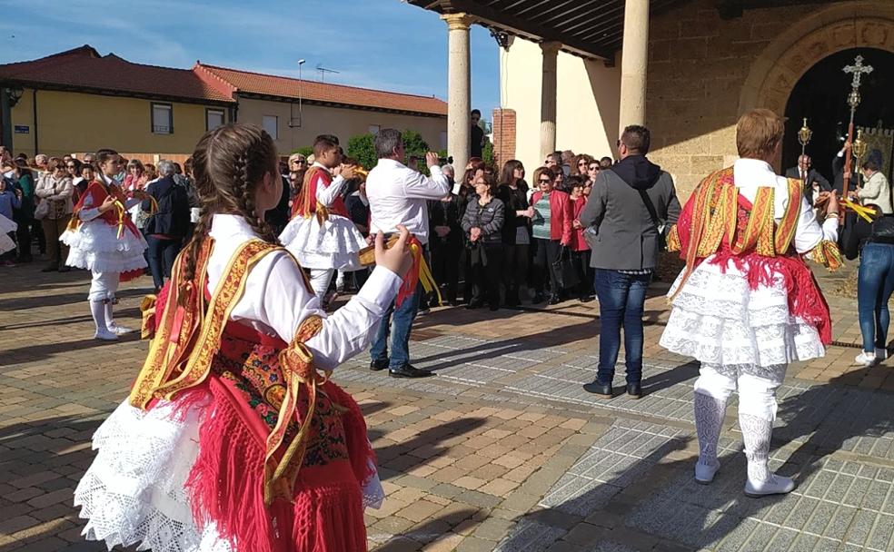 Laguna de Negrillos recupera normalidad para celebrar las fiesta del Voto