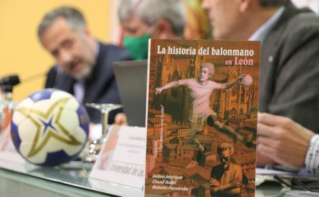 El legado deportivo a través de 'La historia del balonmano en León'