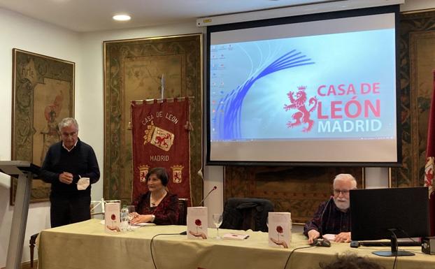 La Casa de León acoge la presentación de la novela 'Muerte en primavera'