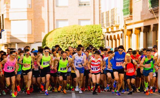 Benavides recupera su Media Maratón del Dulce con un homenaje a Toño Guerra