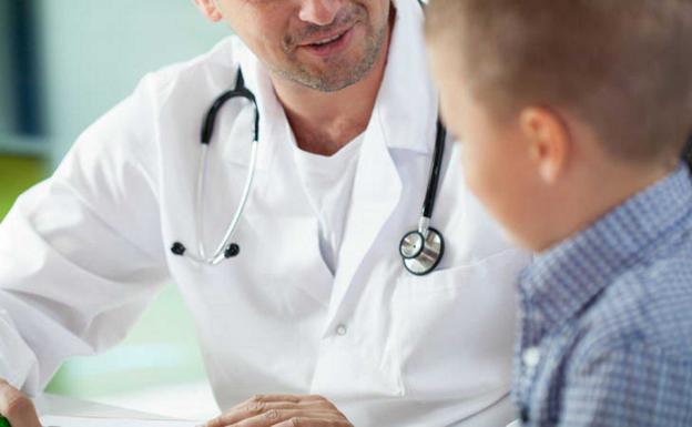 Los pediatras llaman a la cautela por el incremento de casos de hepatitis aguda en niños