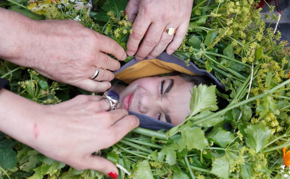 Los Maios saludan a la primavera